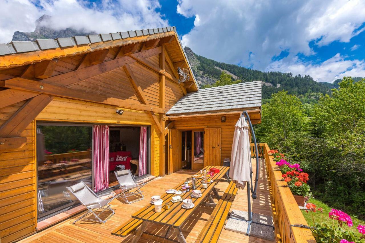 Gite&Spa Le Montagnard Saint-Jean-Saint-Nicolas ภายนอก รูปภาพ